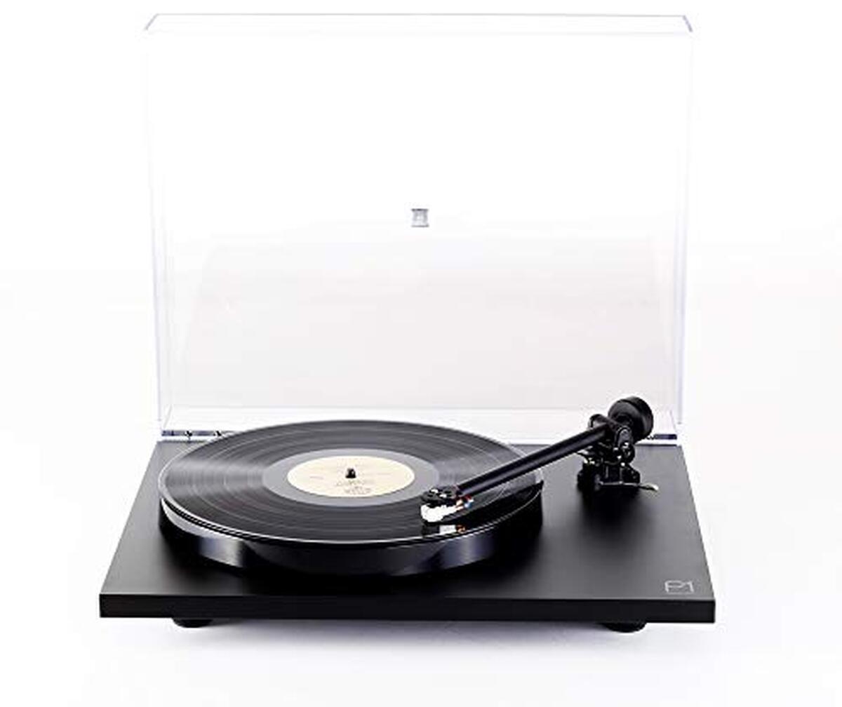 Test Rega Planar 1 : tourne-disque noir mat 2026