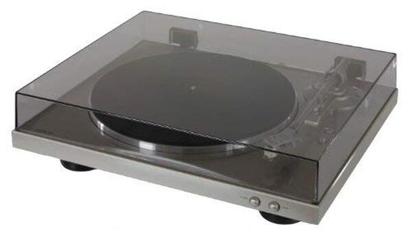 Découvrez notre test complet du Denon DP-300F, tourne-disque automatique argent avec préampli intégré. Qualité sonore, facilité d'utilisation et performance analysées en détail. 